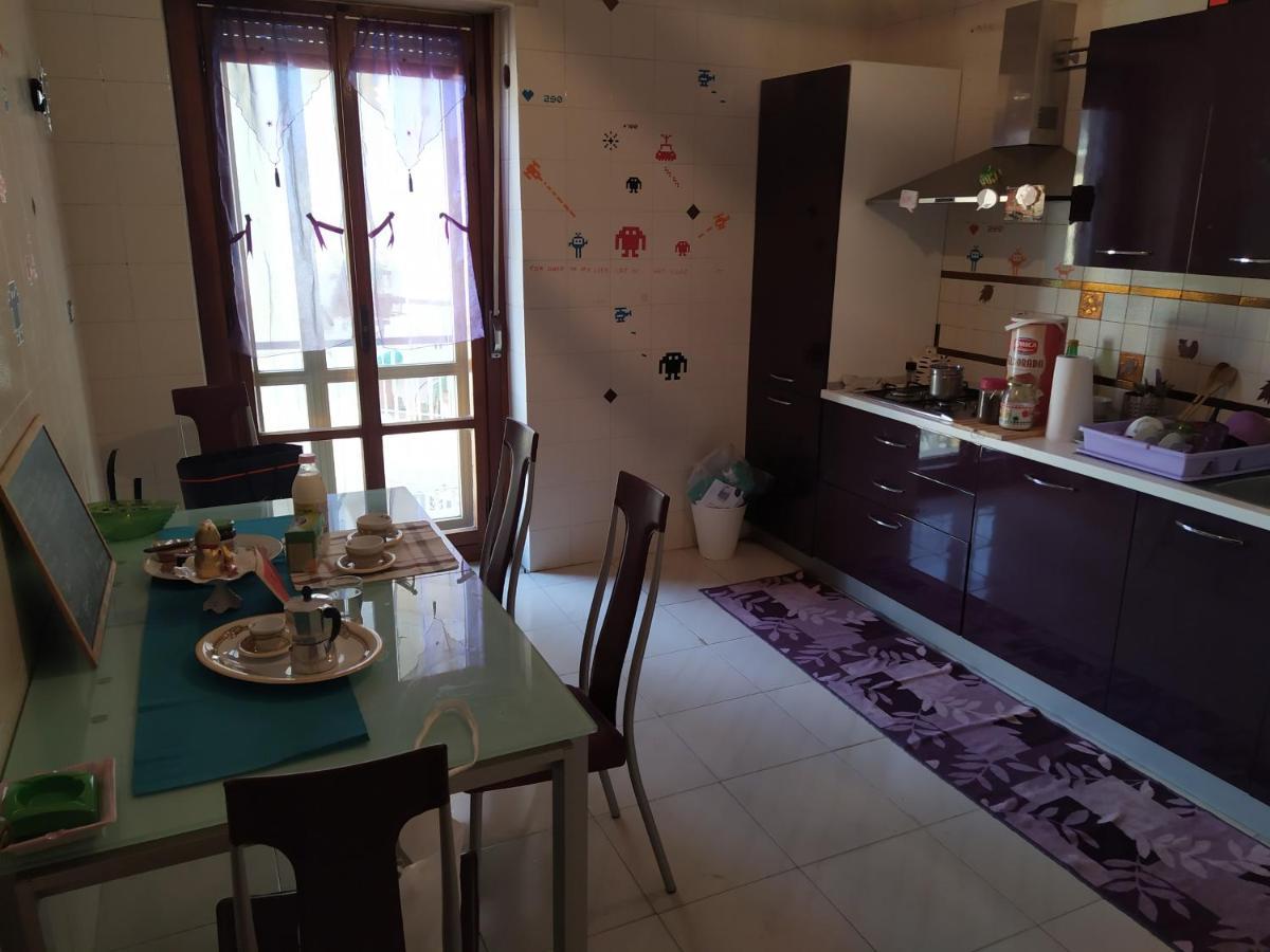 Vesuvio Corner - Spacious And Colorful Apartment In San Giorgio, Very Close To Napoli, Ideal For Families And Groups, Close To Pompeii, Sorrento... サン・ジョルジョ・ア・クレマーノ エクステリア 写真